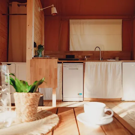 Роскошный шатер Glamping Mazury - Przystan Jeziorany