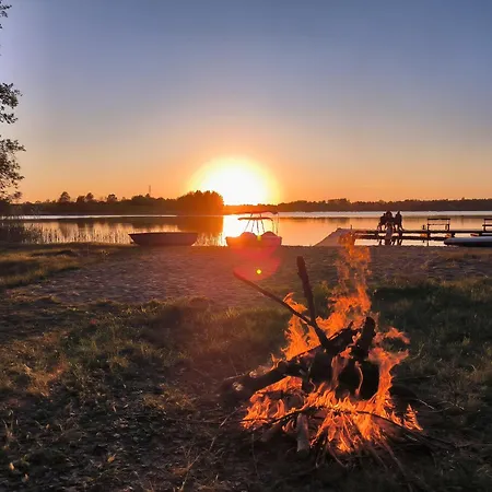 Glamping Mazury - Przystan Роскошный шатер Jeziorany